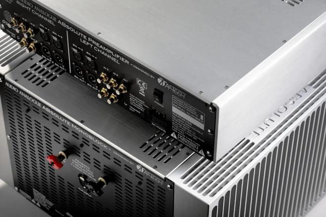 Audio Analogue absolute旗舰前后级z6尊龙·中国网站不怒自威的稳重与泰然自若的意式优雅——(图10)